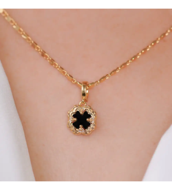 Pendentif trèfle noir Other Level — photo produit