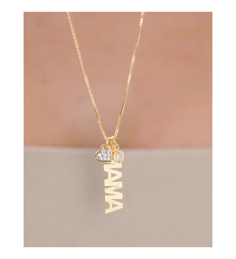 Collier spécial maman avec charms décoratifs élégants