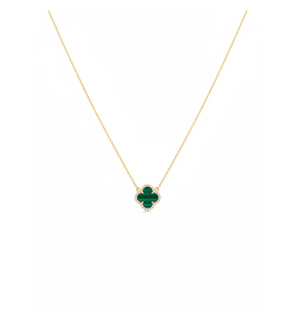 Collier trèfle vert au format small et finition premium